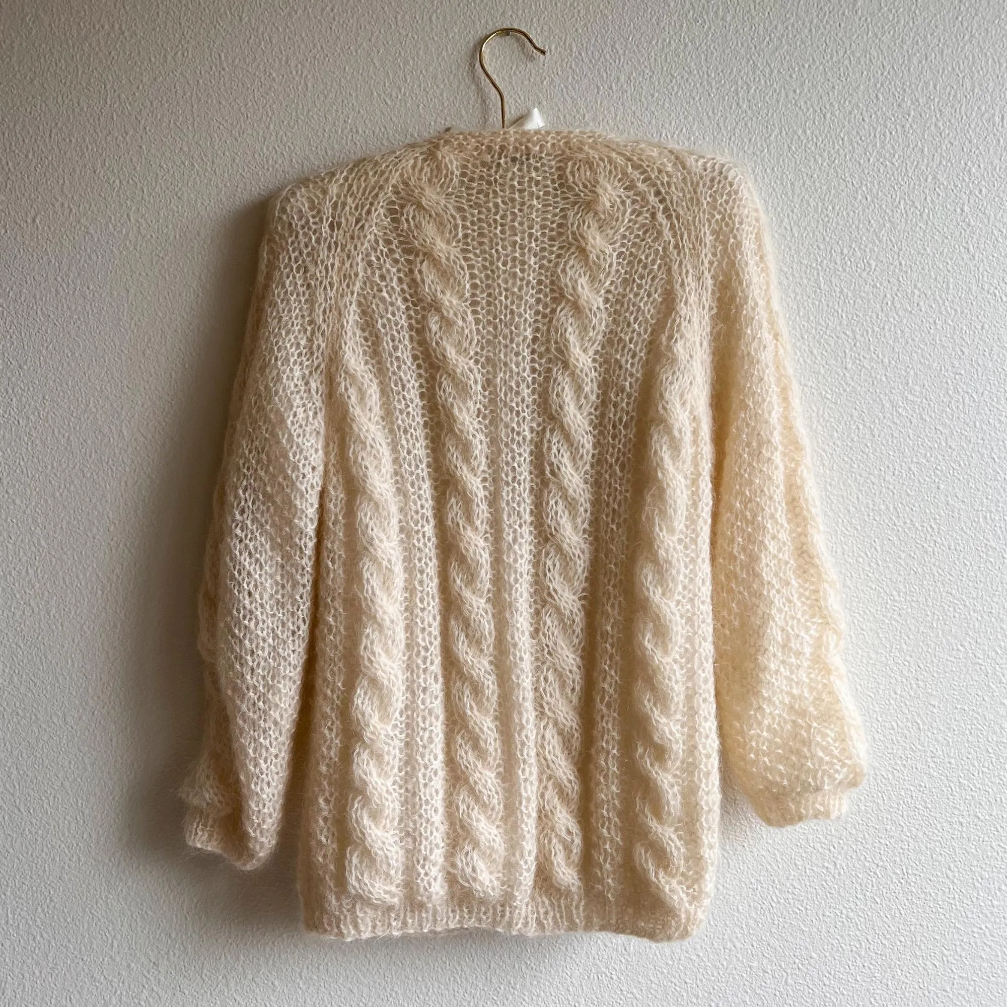 1950s Cream Cable Knit Buttoned Cardigan (S/M)