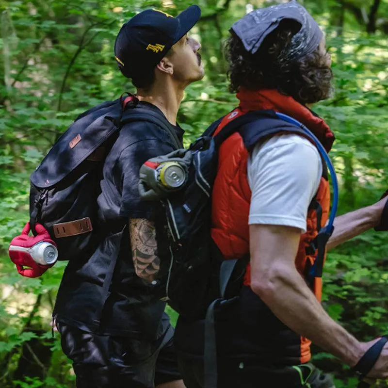 Cooling jacket for drinks - keeps drinks cold longer