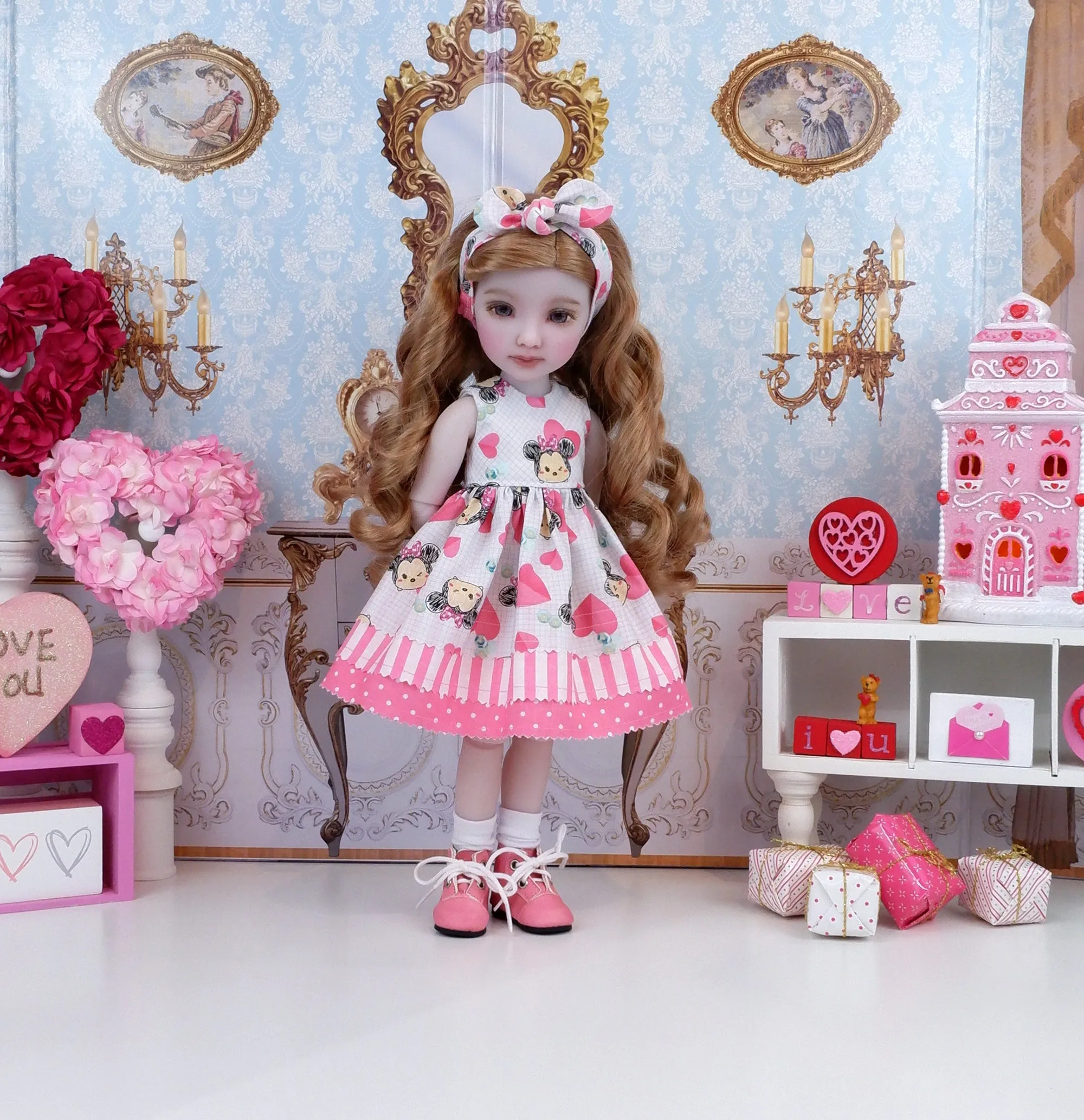 Minnie Valentine - dress with boots for Ruby Red Fashion Friends doll